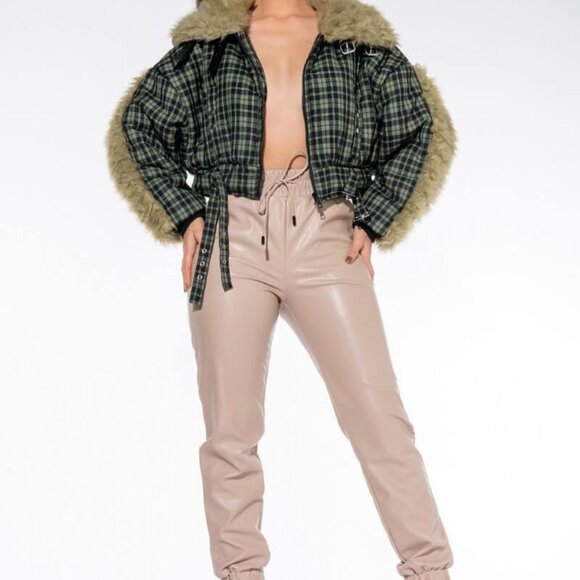 BAD TO  PLAID FAUX FUR TRIM PUFFER  ( BRAND NEW !!!! ) - Picture 5 of 10